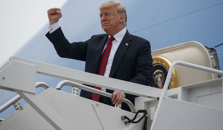 House Lawmakers Want to Put Donald Trump's Name on Major Airport