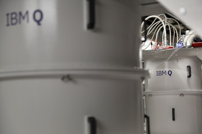 Microsoft Claims a Quantum Breakthrough That Physicists Still Debate As DARPA Tests It