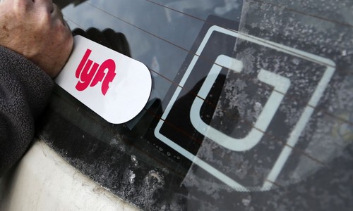 'Anti-Violence' Worker Accused of Attempted Carjacking of Chicago Lyft Driver
