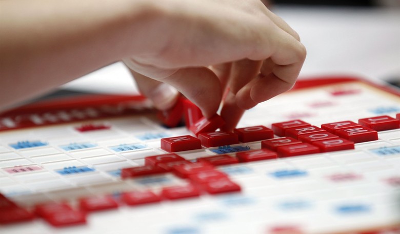 Pathetic and Weak: Scrabble Introduces 'Less Competitive', 'More Inclusive' Version for Gen Z
