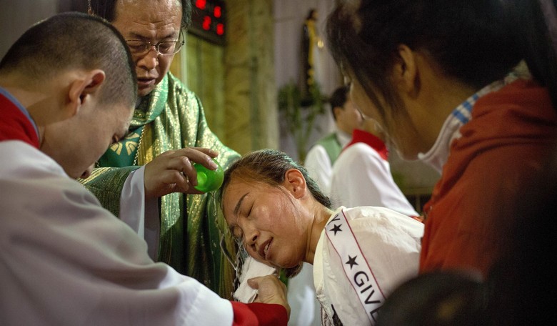 Chinese Commies Now Targeting Even State-Approved Catholic Churches