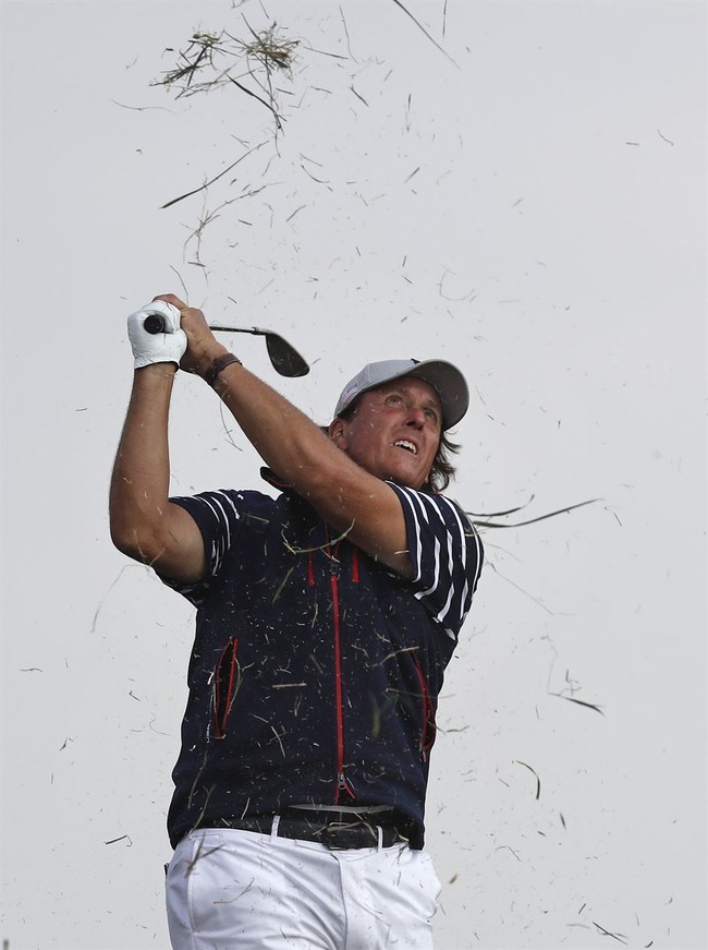 Golf Legend Phil Mickelson Blasts Aussie PM’s Gun Control Push Golf Legend Phil Mickelson Blasts Aussie PM’s Gun Control Push