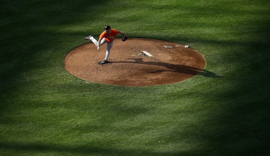 This Baseball Legend Just Had an Emotional Retirement