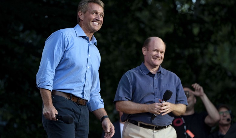 CBS News's '60 Minutes' Reports On Why Spineless Jeff Flake Betrayed His Party