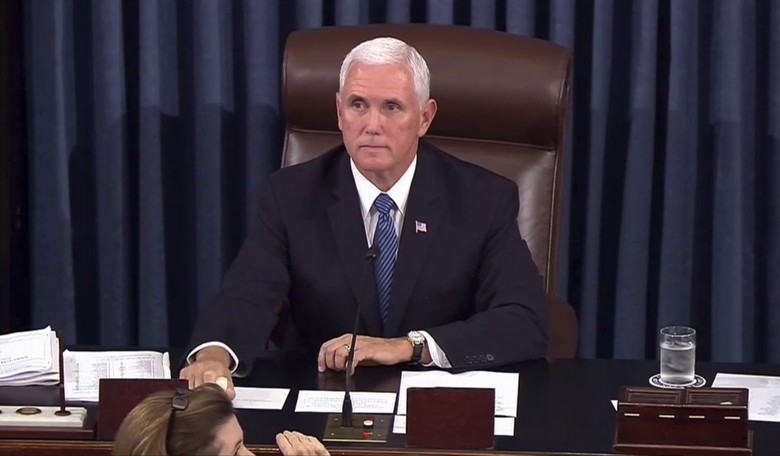 'Let's Do This': After Owning Liberals Today, Mike Pence Takes A Victory Lap In Front Of Kavanaugh Protesters 