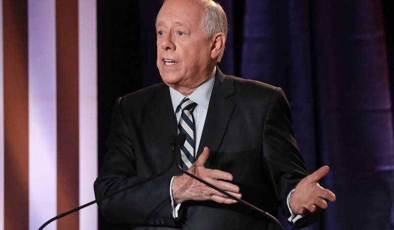 Bredesen: Migrant Caravan Provides US Opportunity to Act Like 'Grown-ups'