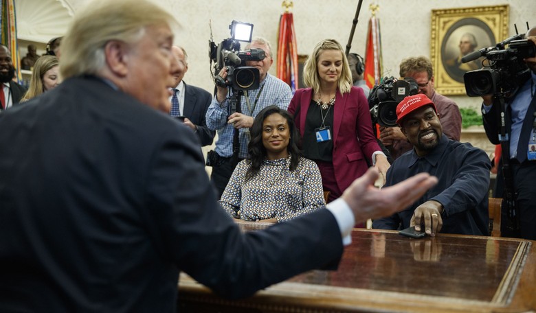 'I Love This Guy!': Kanye Lavishes Praise on Trump During Animated Oval Office Meeting