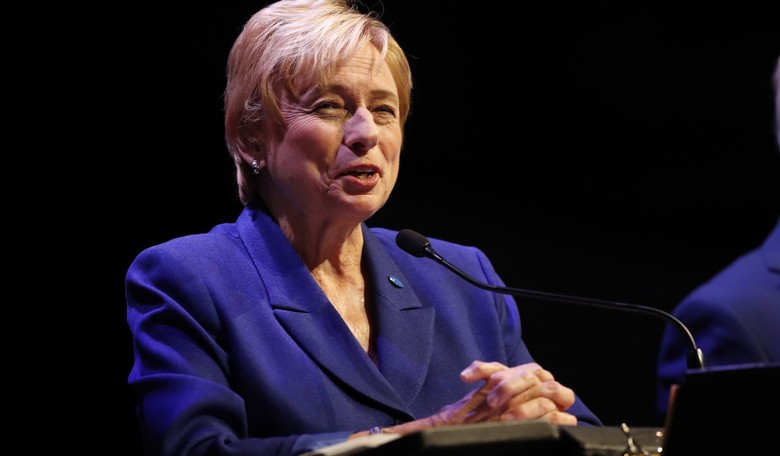 Maine Now Allows Physician Assistants And Nurse Practitioners To Perform Abortions