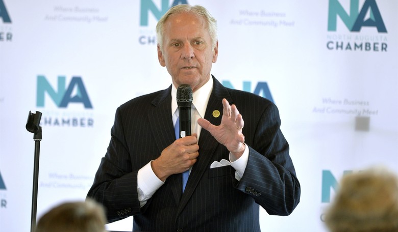 'We Will Fight Them to the Gates of Hell': Republican Governors Declare War on Biden's Vaccine Mandates