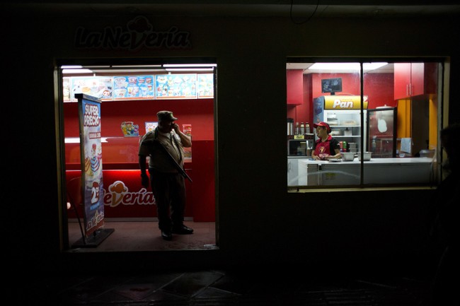 Small Businesses Face Cash Crunch Amid Rising Costs, Remain Optimistic for 2026 Growth