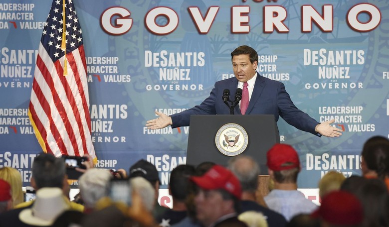 Poll: Majority of Florida Hispanics Support Mandatory E-Verify