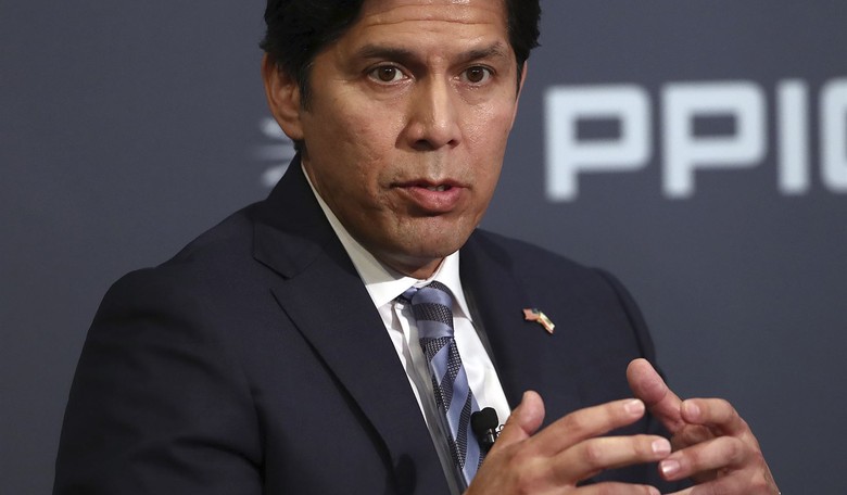 Kevin de León Thinks He Can Win Re-Election, but DSA-LA and Its Candidate Could Upend That Dream