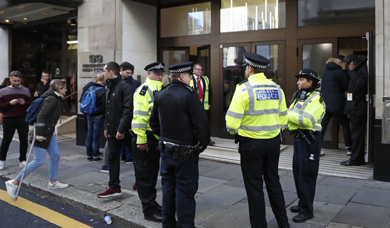 New Prime Minister Burnham Has a Prisoner Problem on His Hands