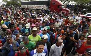 Anticipating a Democrat Congress, the First Migrant Caravan Steps Off