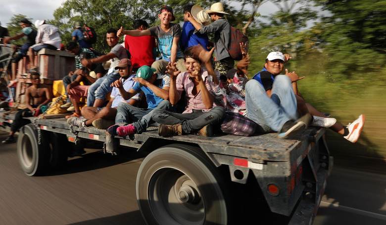 Trump Sees the Migrant Caravan as a Winning Election Issue 