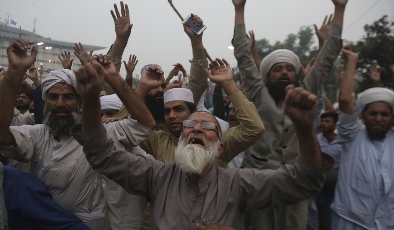 Which Way, American Man? The UK's Guide for Asylum Seekers Shows How Far Gone We Are