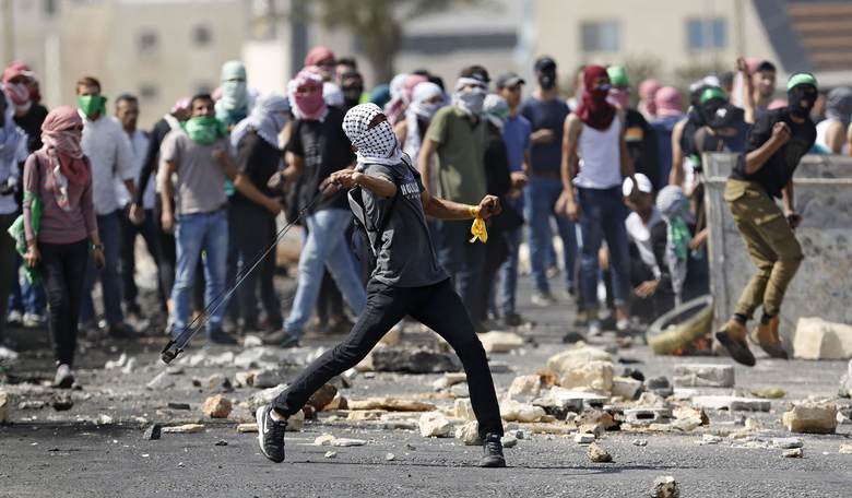 Graphic Videos Show Palestinians Lynching Two Men, Blows Up the Idea of a 'Two-State Solution'