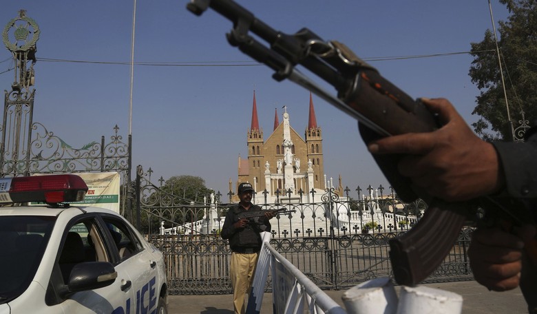 Tensions Rise in Pakistan and India, Threatening Nuclear War