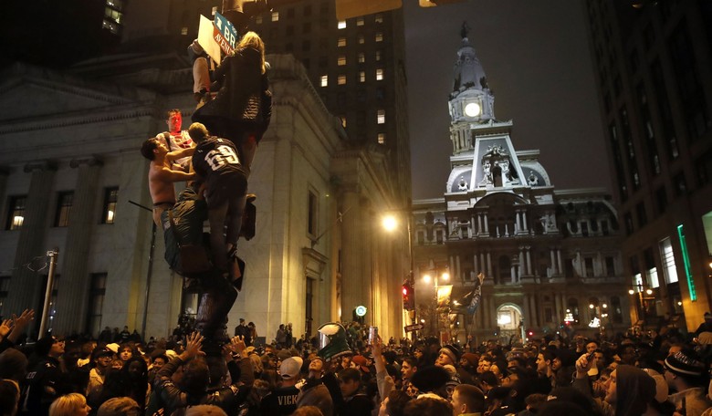 After the Eagles Dominated Kansas City, There Were No Laws in Philly