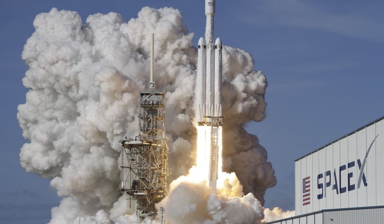 US Free Enterprise System Is the Best Vehicle to Return to Space 