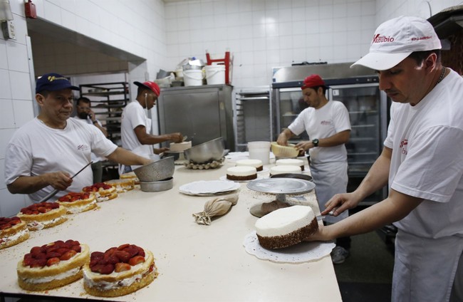 NextImg:King Arthur Flour Bakes Up A “DEI” Pie