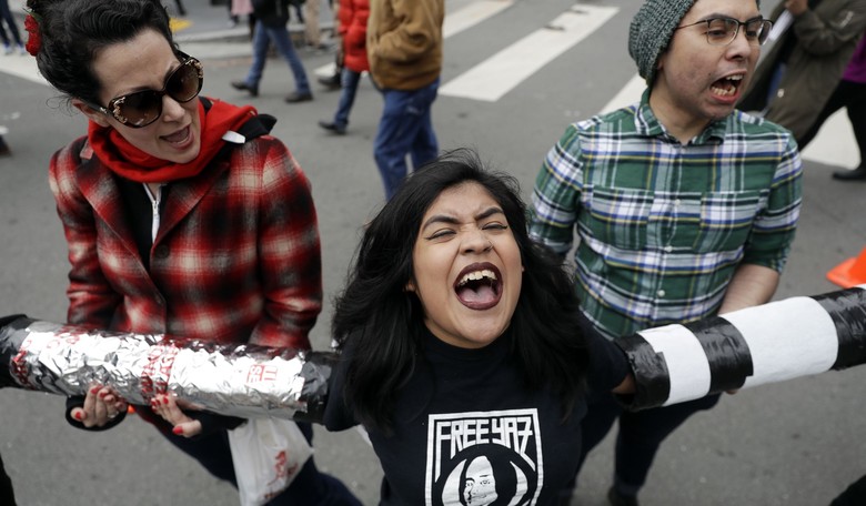 Popcorn: Far Left's Call To Abolish ICE Is Making Some Democratic Pollsters Nervous 