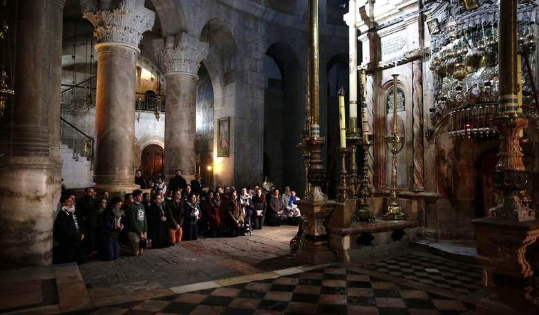 Macron, Sanchez Slam Holy Sepulcher Closure, Ignore Iranian Missiles That Necessitated It
