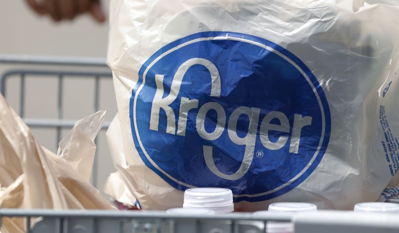 One of America’s Largest Retailers Will End Paid Emergency Leave for Unvaccinated Employees