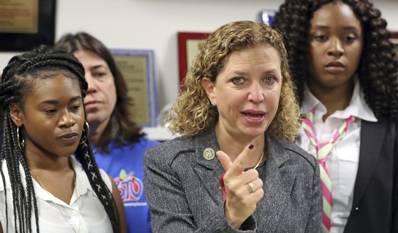 DWS Claims Trump, Miller Trying to 'Bleach America' Through Deportation Operations