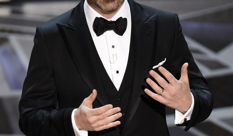 Actors Lectured America (Again) About Gun Control While Men With 'Assault Weapons' Protected Them at the Oscars 