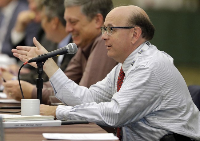 Maine Gun Control Group Props Up Democrat Candidate by Denying Endorsement