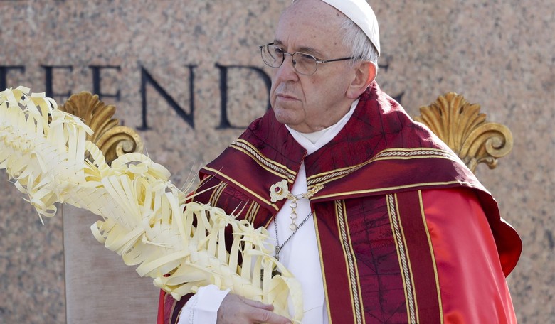 Pope Francis: Ban All Weapons 