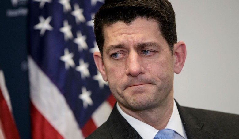 Ryan Defends Decision to Dismiss House Chaplain