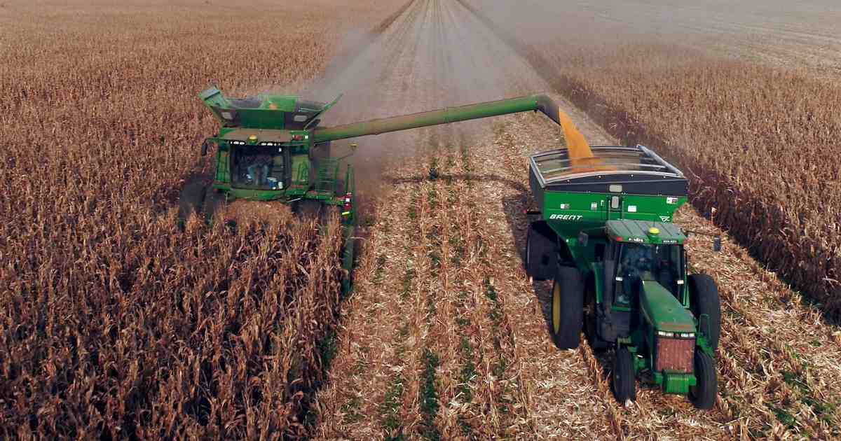 Winning: John Deere Brings Back 375 Employees in Quad Cities