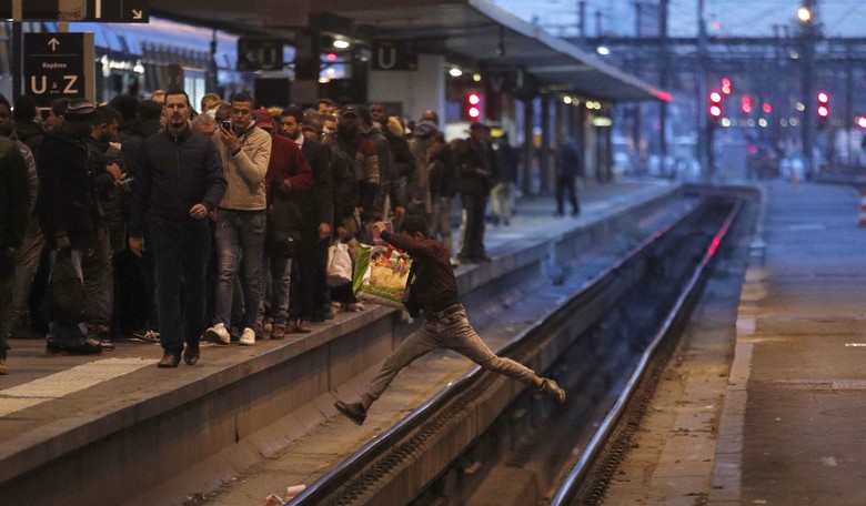 France's High Speed Rail System Is Disabled by Terror Attacks and There Is One Very Good Suspect