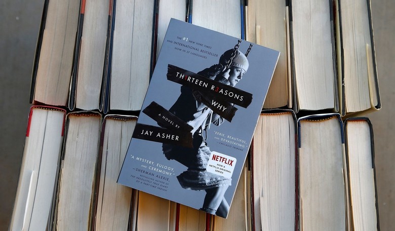 Houston Mother Faces Jail Time After Court Issues Arrest Warrant for Overdue Library Book