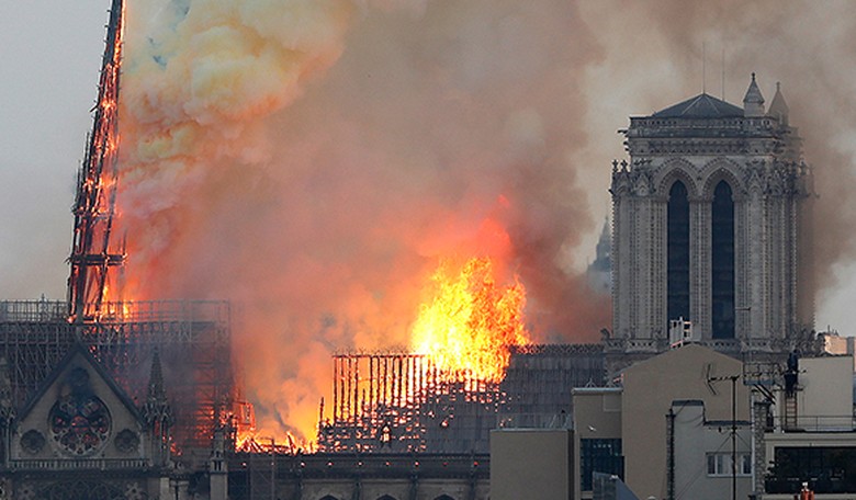 ‘Heartbreaking’ Notre Dame: 25 Celebrities Put Aside Politics for Cathedral