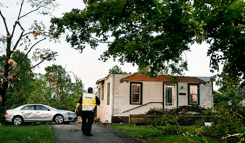 Weatherman in Dayton, Ohio Tells Viewers What He Thinks of Their Complaints He's Interrupting Their Show to Report on Tornado
