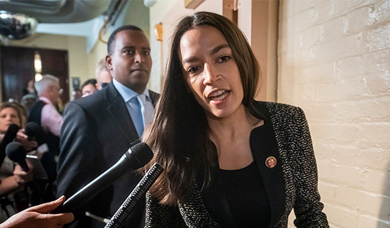 AOC Describes Her Trip to Detention Center and Officers' 'Brazen' Behavior 