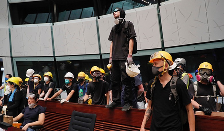 Hong Kong Confronts Beijing's Disinformation Tweets