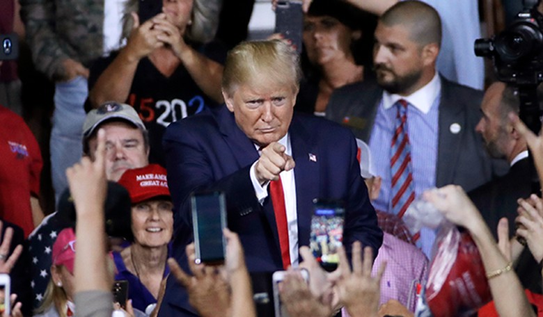 New White House Petition Challenges Trump to Build the Wall