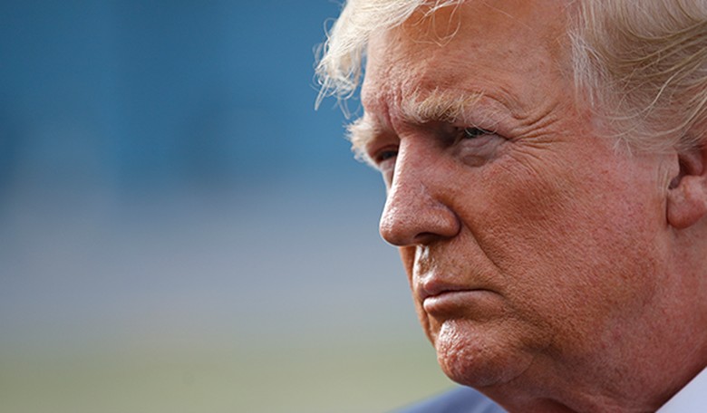 Trump Threatens Iraq With Sanctions After Parliament Votes to Expel Foreign Troops