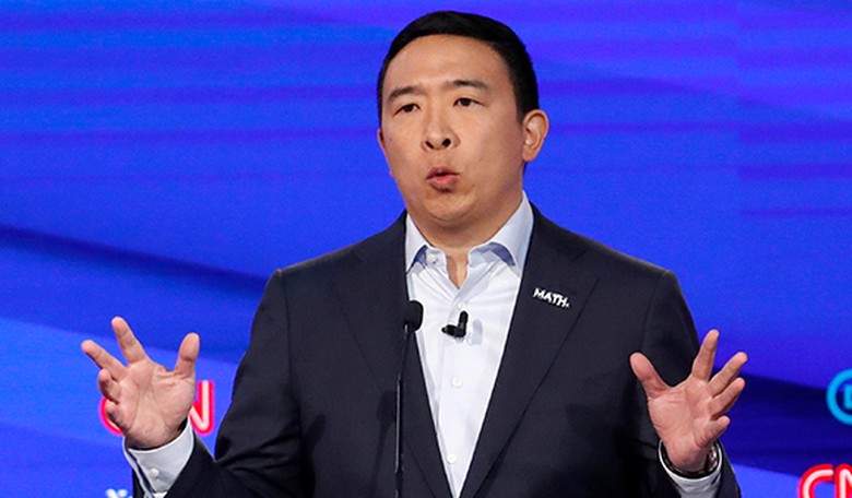 Andrew Yang Defends Tulsi Gabbard 