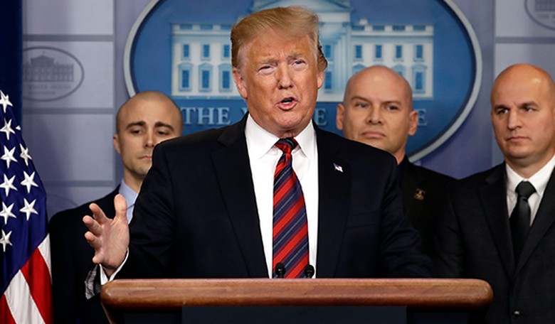 Top Dem: Trump Can Use National Emergency Declaration, Military to Build the Wall