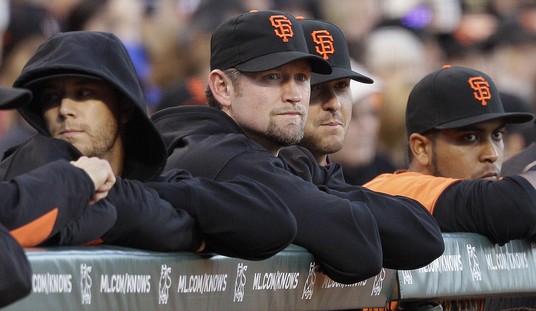 National Anthem Protests Infiltrate MLB: Giants Players Kneel at Monday Night's Game