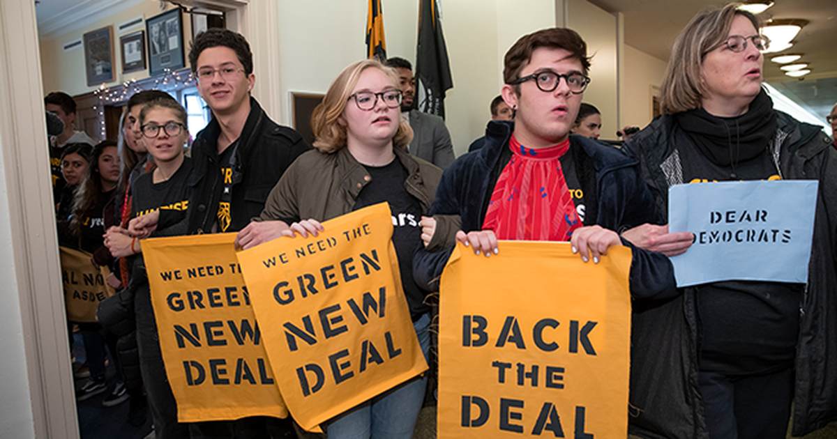 California Dems Took Nearly $1B From a Solar Panel Project to Build a Political Machine