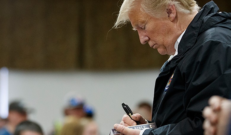 Liberal Media Bubble Freakout: Hey, You Know Obama And FDR Signed Bibles Right? The World Didn’t End.