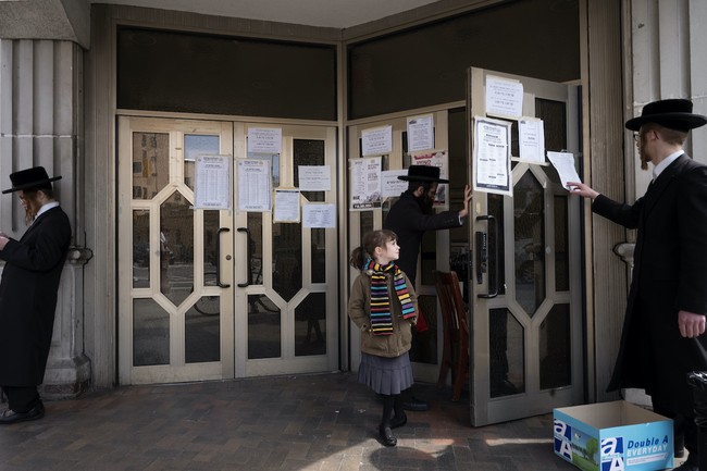 Police Arrest New York City Man for Driving His Vehicle Into a Synagogue