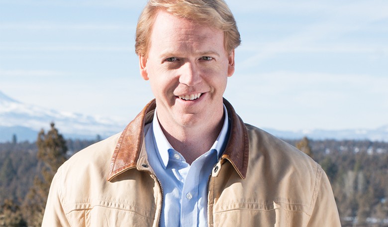 Crumpacker Hits 'Never Trump Knute' in OR-02 GOP Primary