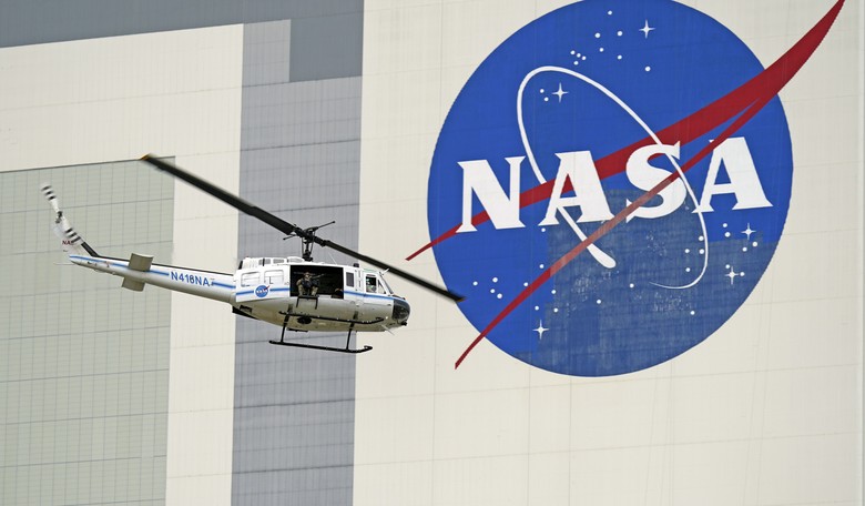 Are NASA Staffers Next on the DOGE Chopping Block?